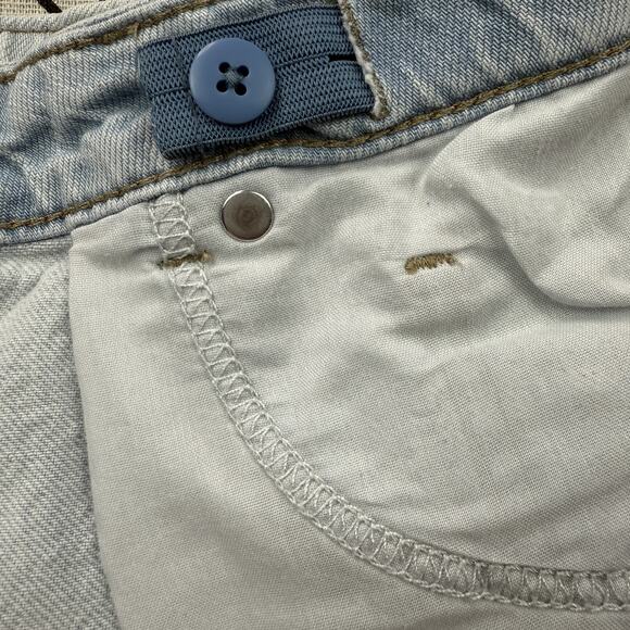 Cat & Jack Shorts Girls Large 10/12 Light Wash Denim Lace Trim Frayed Hem Summer - Picture 7 of 9